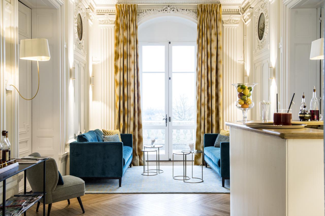 Отель Domaine De La Tortiniere Veigne Экстерьер фото